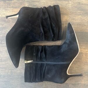 L’agence Suede Booties